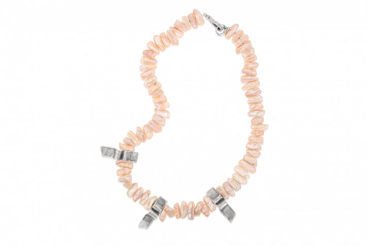 Banner Peach Biwa Pearl Necklace
