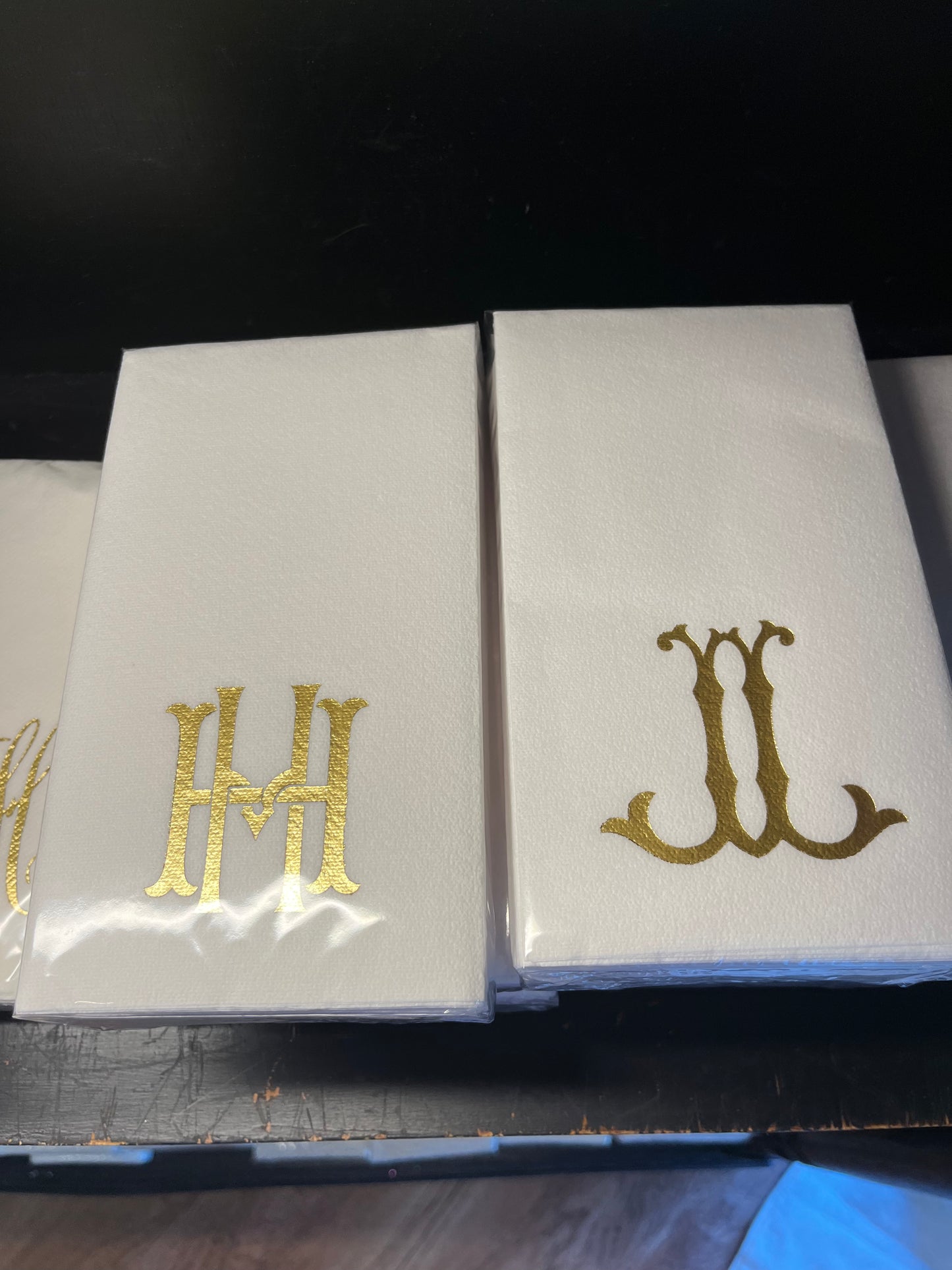 Linun Guest Towels - Monogram Chic