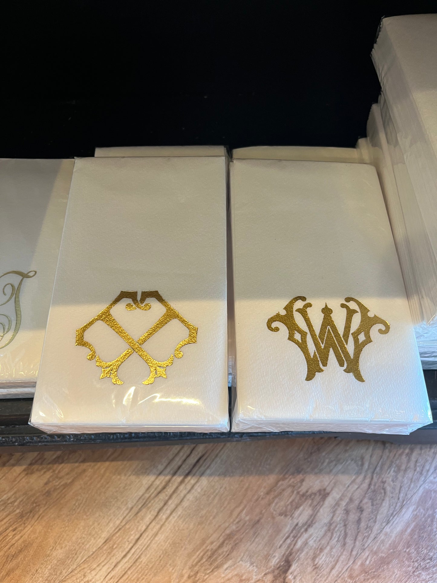 Linun Guest Towels - Monogram Chic