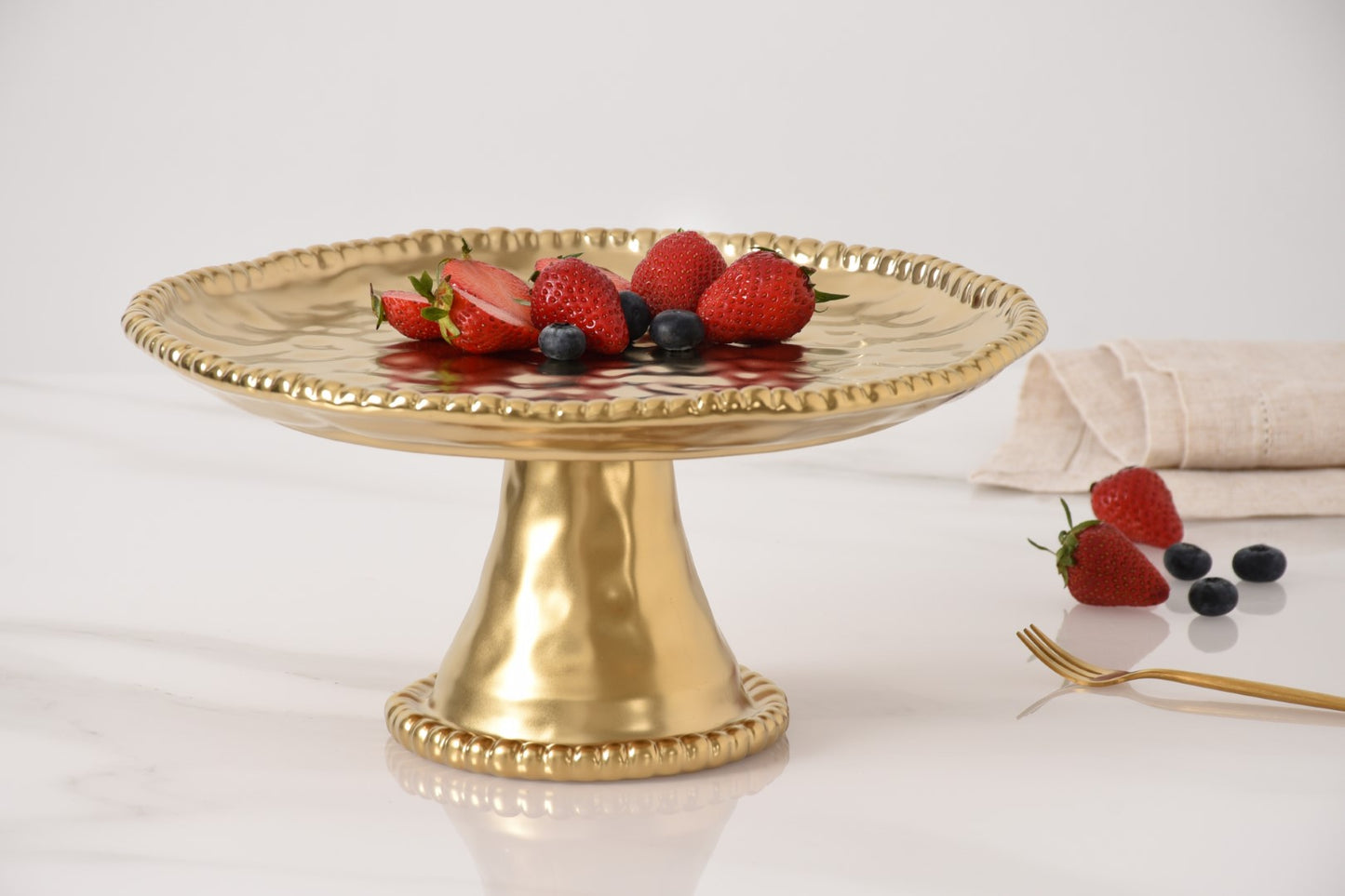 PB Round Cake Stand