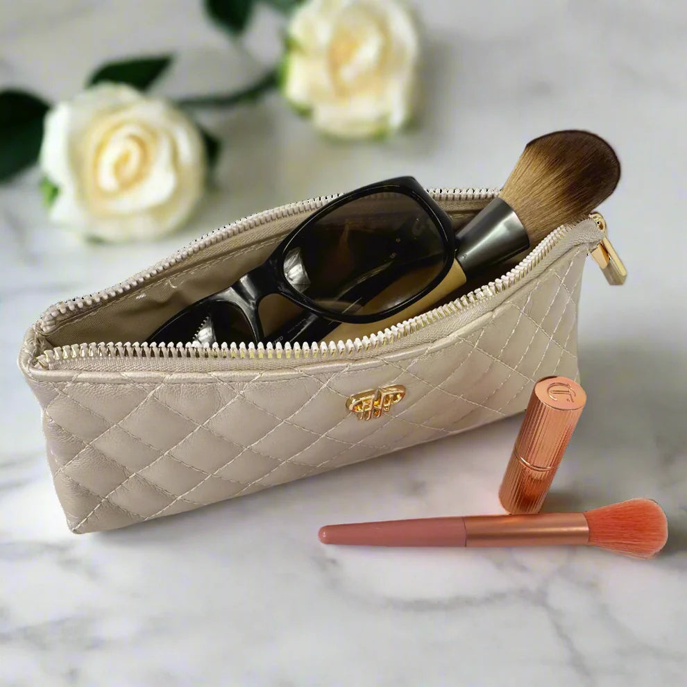 Sleek Stash Go-To-Case