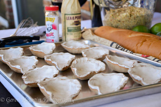 Ceramic oyster shells cookware (12 shells)