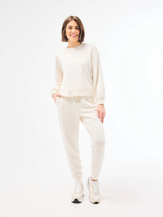 Cora Ivory Set