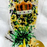 Mardi Gras Krispie Pop
