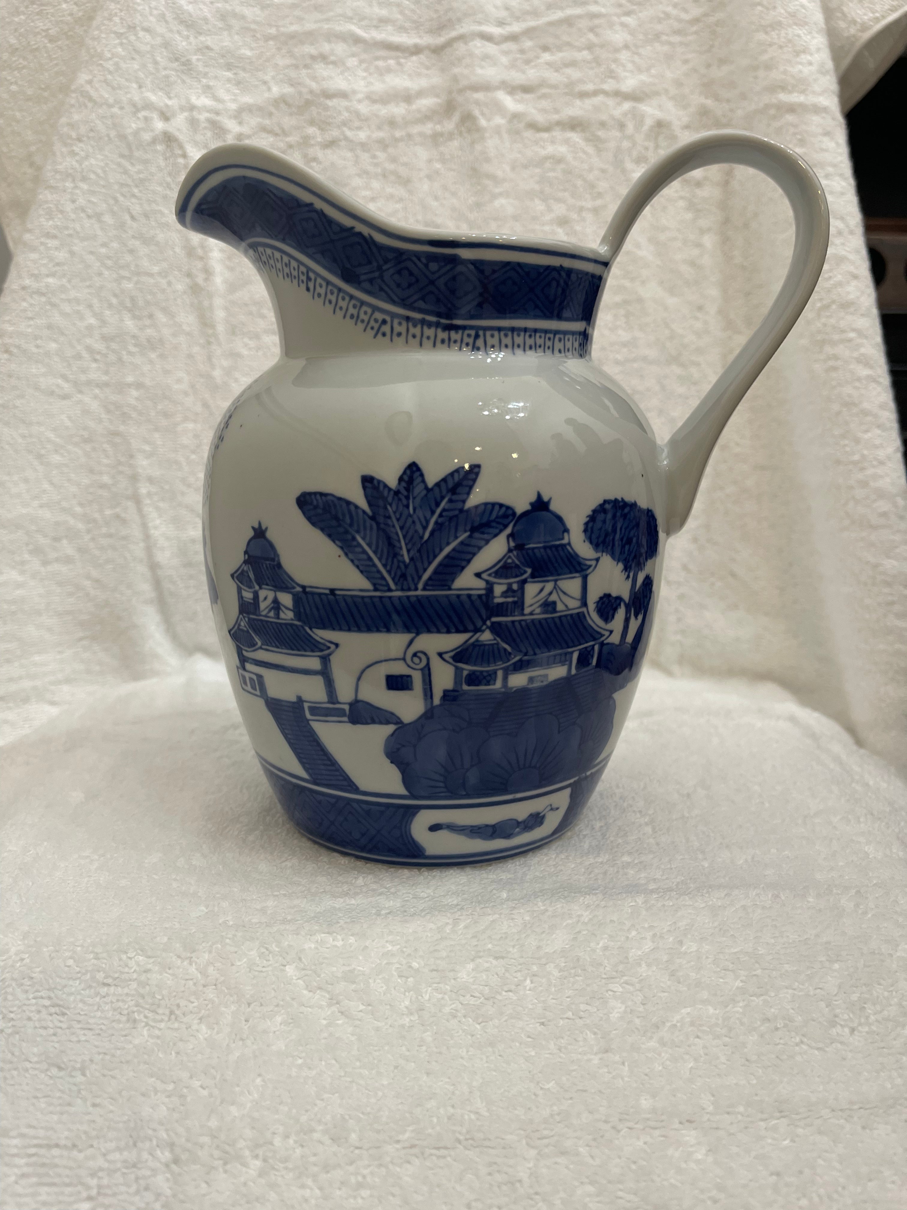 Canton Collection - Thumbnail 3