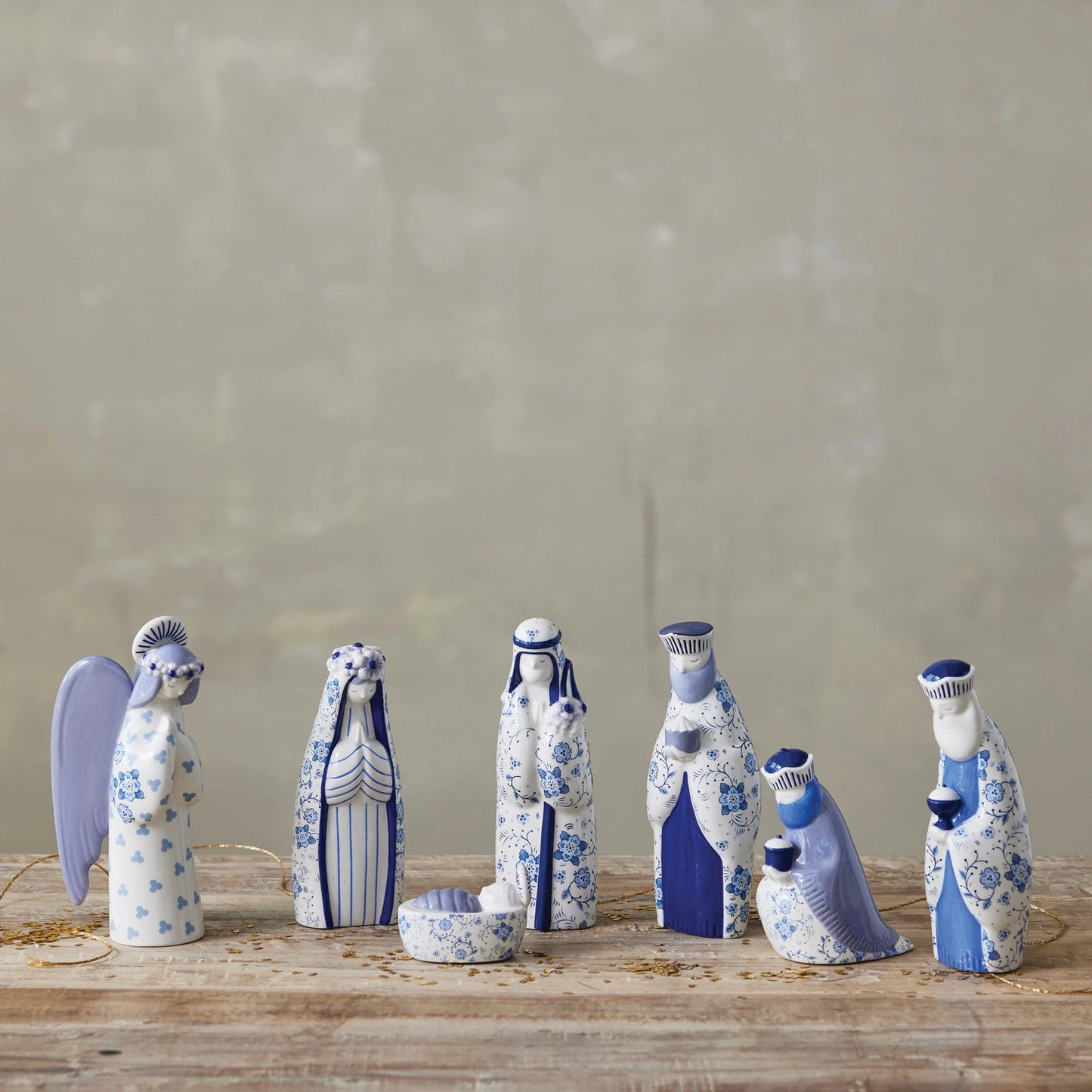 Ceramic Nativity with Floral Pattern, Blue & White